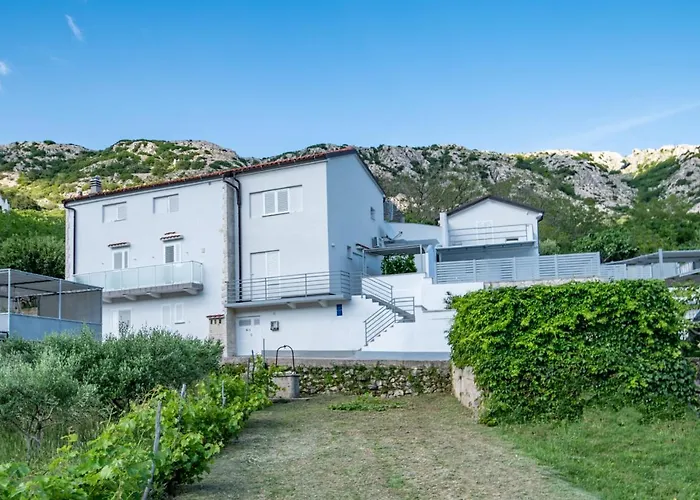 Carmen Villa