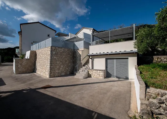 Carmen Draga Bašćanska